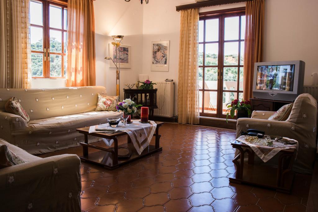 Alexandra Villa Stalós Extérieur photo